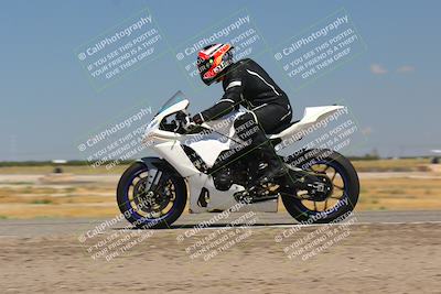 media/Sep-04-2023-Lets Ride (Mon) [[34443f911e]]/B Group/1220pm (Wheelie Bump)/